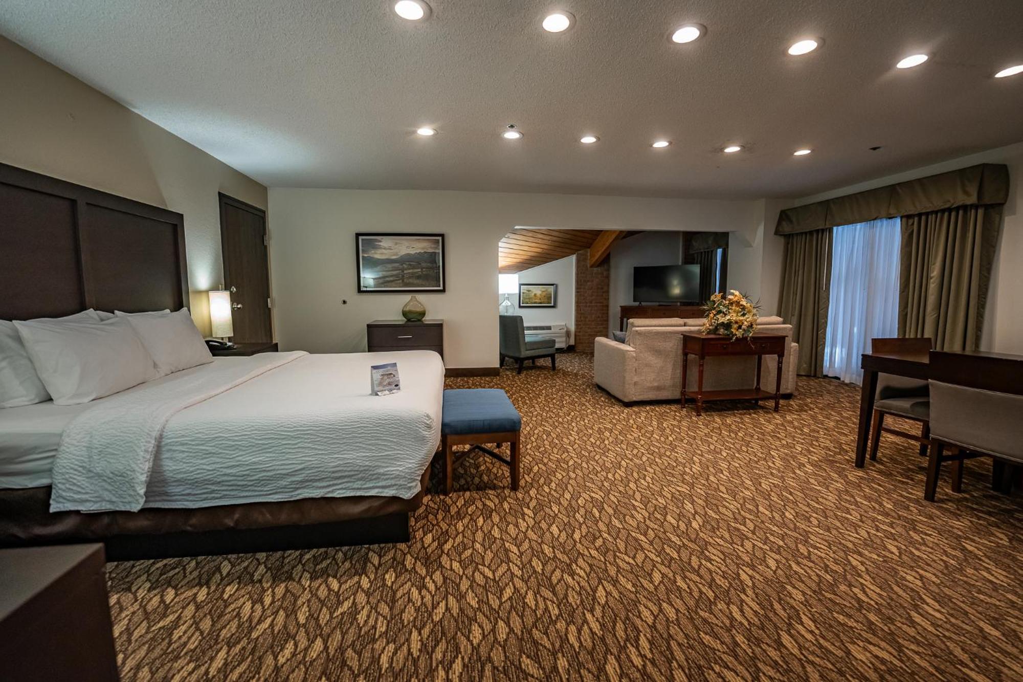 Christopher Inn And Suites Чиликоти Стая снимка